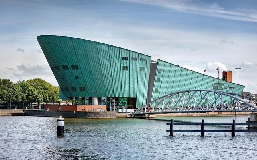 Amsterdam Highlights and Hidden Gems Private Tour - Dam Square and Royal Palace: Fast, Iconic, and Photo-Ready