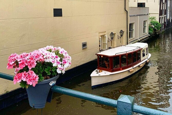 Amsterdam Highlights Canal Cruise with a Drink - UNESCO-Protected Canal Area: What You Should Notice From the Boat