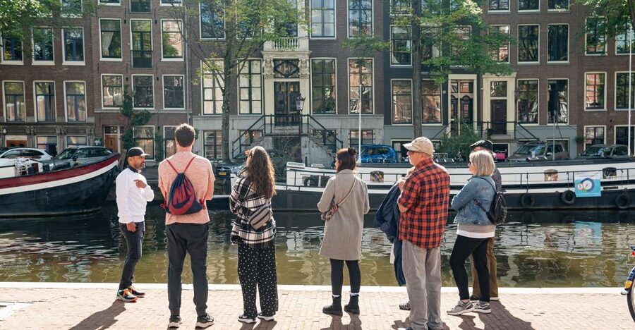 Amsterdam: Highlights & History Walking Tour - Why This 2-Hour Amsterdam Walk Makes Sense