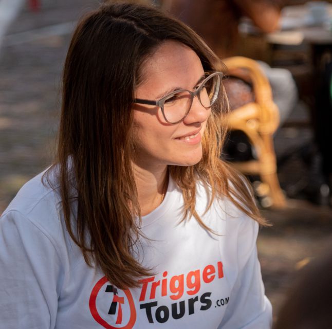 Amsterdam: Highlights & History Walking Tour - Dam Square, Royal Palace, and Begijnhof in One Flow