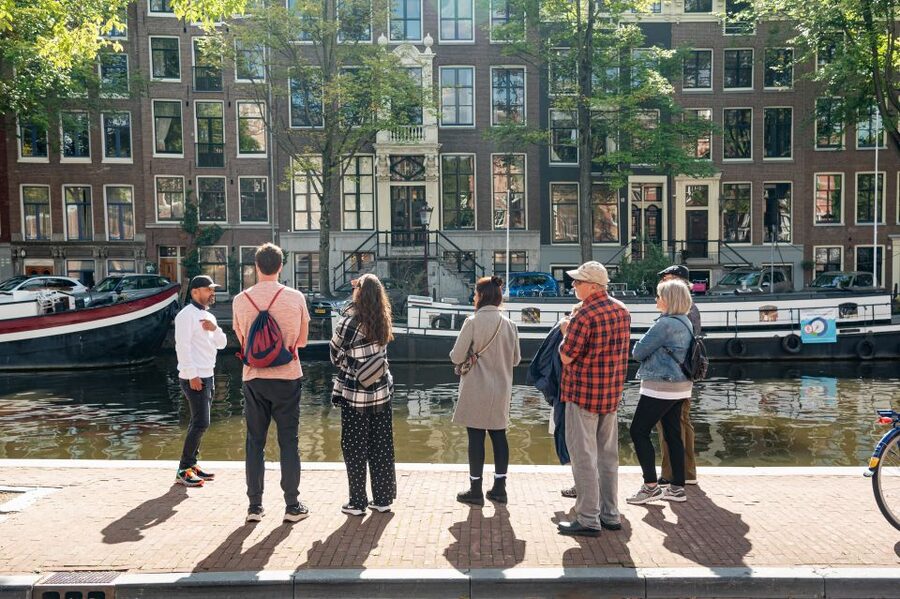Amsterdam: Highlights & History Walking Tour - Price and Value: Is $32 Worth It?