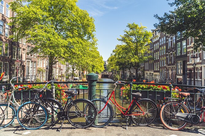 Amsterdam Highlights Small-Group Walking Tour - Chinese Quarter and Nieuwmarkt: Buddhist Temple Quiet Meets Market Energy