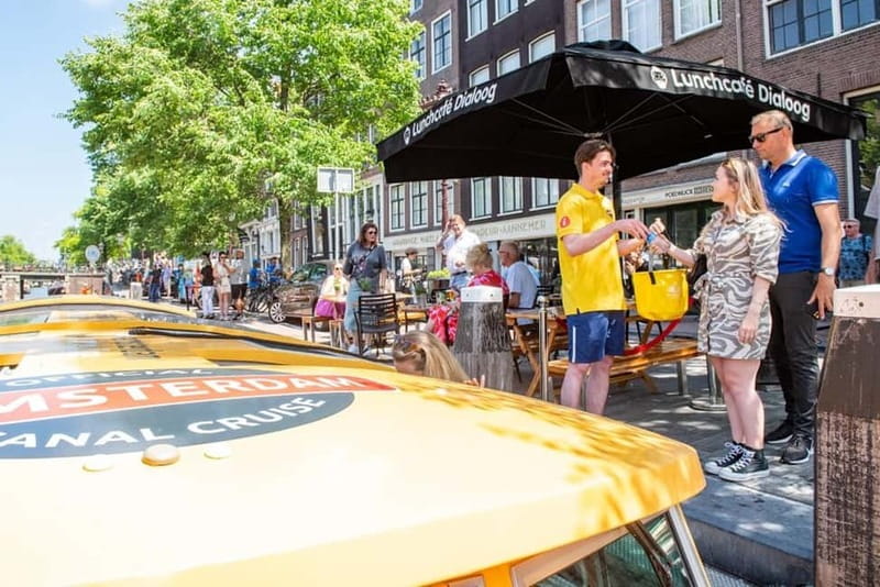 Amsterdam: Historic City Centre Canal Cruise - Comfort That Saves Your Trip: Heating, Toilet, and a Roof That Adapts