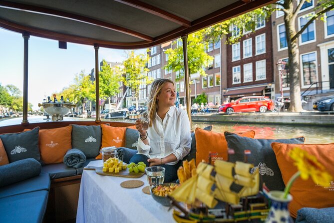 Amsterdam Historic Tour On Classic Saloon Boat - Who should book, and who should skip this type of cruise