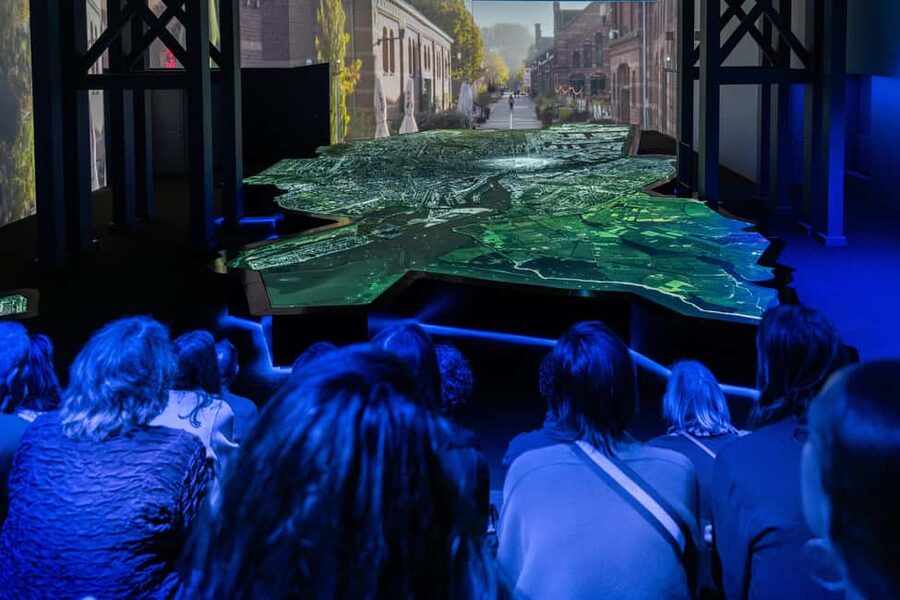 Amsterdam in Motion Entry Ticket - The upstairs interactive exhibition after the show