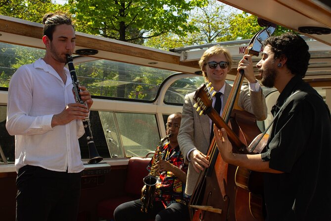 Amsterdam Jazz Canal Cruise with live music - Small Group Size and the Ticket Experience