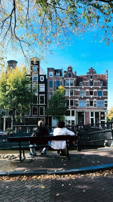 Amsterdam: Jordaan Area Walking Tour - Brouwersgracht Finish: Bridges, Canals, Noorderkerk, and the Apple Tart Tip