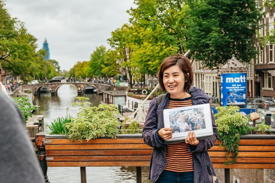 Amsterdam: Jordaan District Local Food Walking Tour - Your guide makes or breaks it, and here that choice is strong