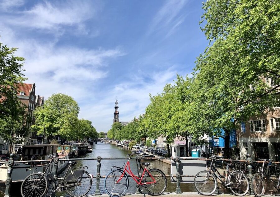 Amsterdam: Jordaan District Tour with a German guide - Value: is $27 for 90 minutes enough time?