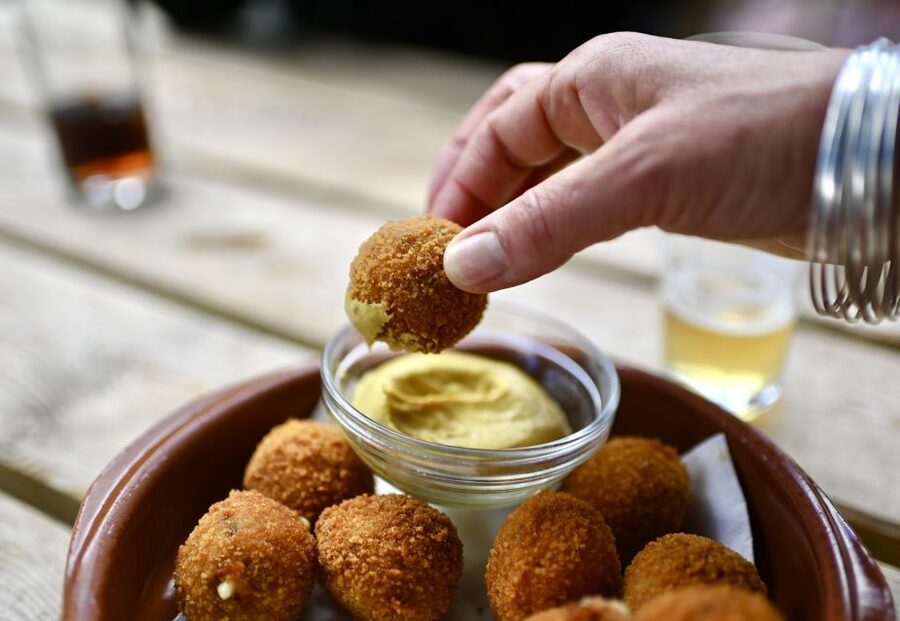 Amsterdam: Jordaan Food Tour of 10+ Local Classic Tastings - 3.5 hours of walking plus local stories (and what that means for you)