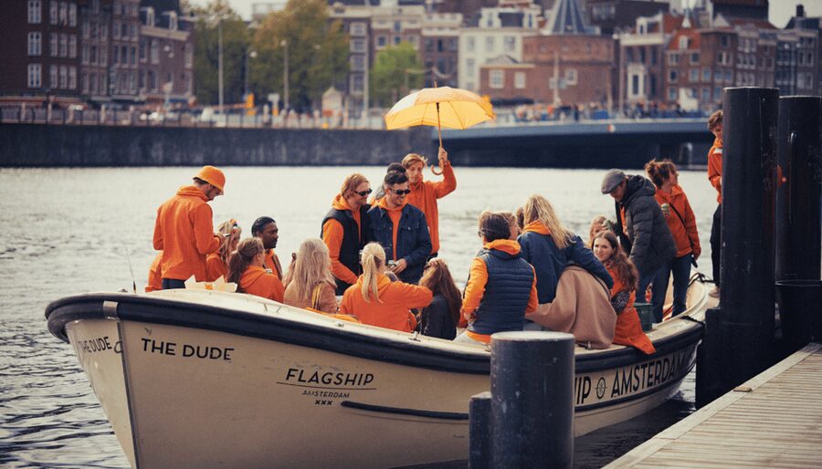 Amsterdam: King's Day Party Cruise with Open Bar & Music - Practical tips so your orange plan and cruise go smoothly