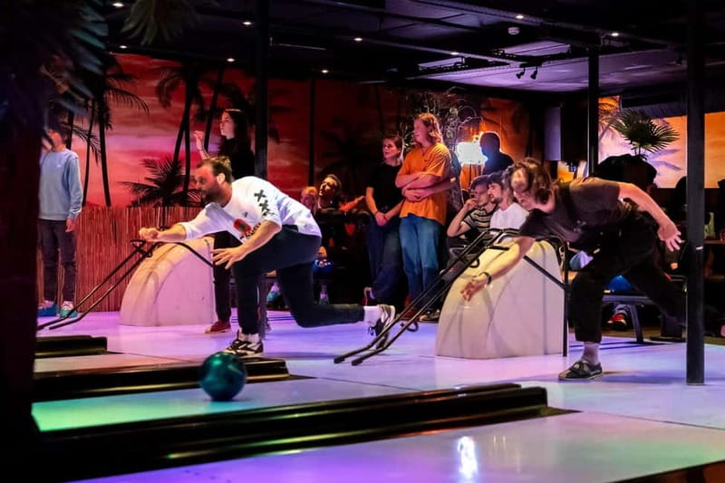 Amsterdam: LED Bowling Experience - Why White Lanes and LED Colors Feel So Different