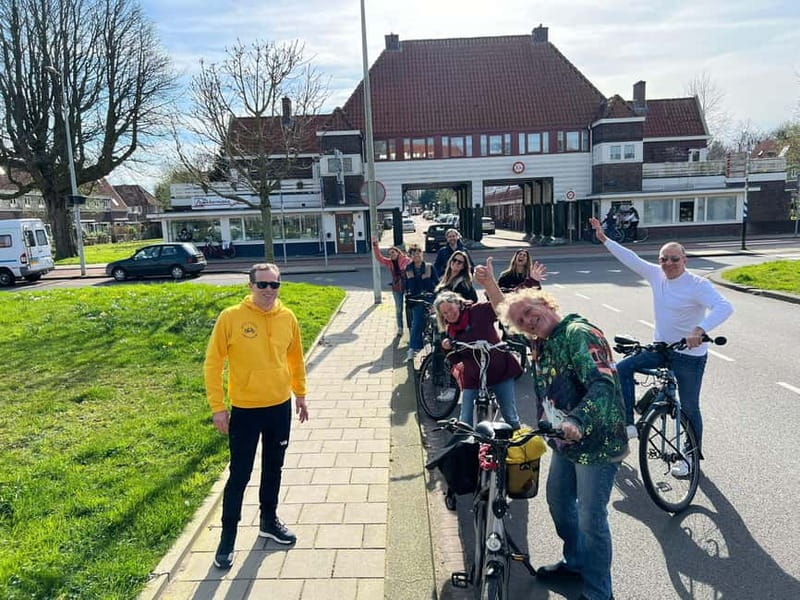 Amsterdam: Leisurely Windmill & Countryside Bike Ride - Zunderdorp and Ransdorp: the village time that makes it feel real