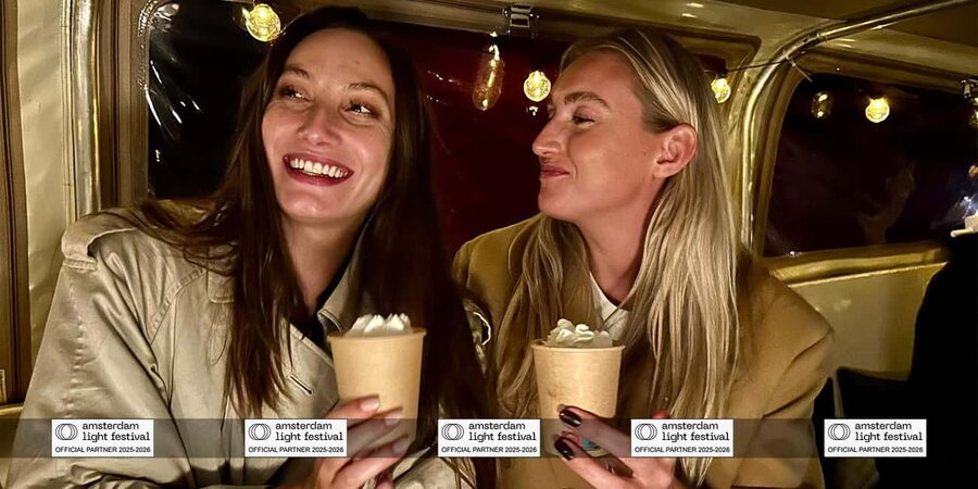 Amsterdam: Light Festival Boat+Unlimit.Drinks & Snack Option - Quick hits