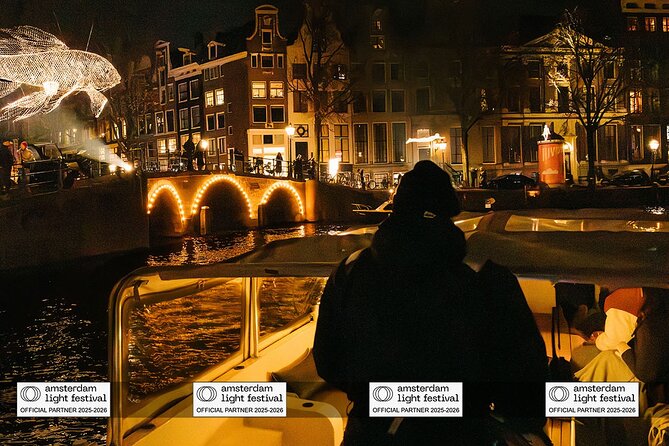 Amsterdam: Light Festival Boat with Unlimited Drinks & Snack - Who this Light Festival canal cruise is best for
