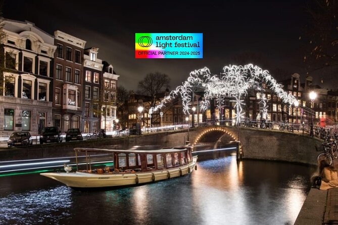 Amsterdam Light Festival: Cruise Unlimited Drinks & Bite option - Small Group, Big Commentary: How the Skipper Changes the Cruise