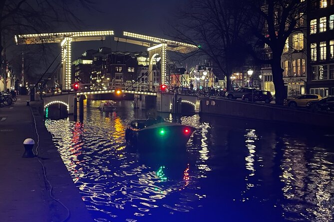 Amsterdam Light Festival Guided Bike Tour with Private Option - Who should book this Amsterdam Light Festival bike tour
