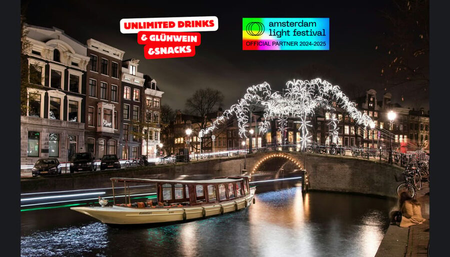 Amsterdam: Light Festival Heated Cruise + Unl Drinks & Snack - Drinks and snacks upgrade: what $31 buys, and how to choose