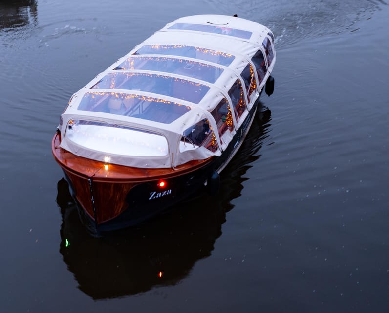 Amsterdam: Light Festival Heated Cruise & Unlimited Drinks! - The 75-Minute Canal Cruise Experience, Step by Step