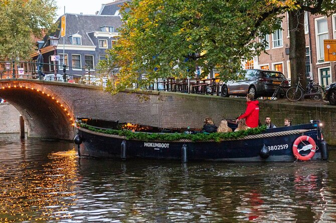 Amsterdam: Light Festival Open Boat - Unl. Drinks Option - NEMO’s Hands On Motto: Science Stops With Real Night Energy