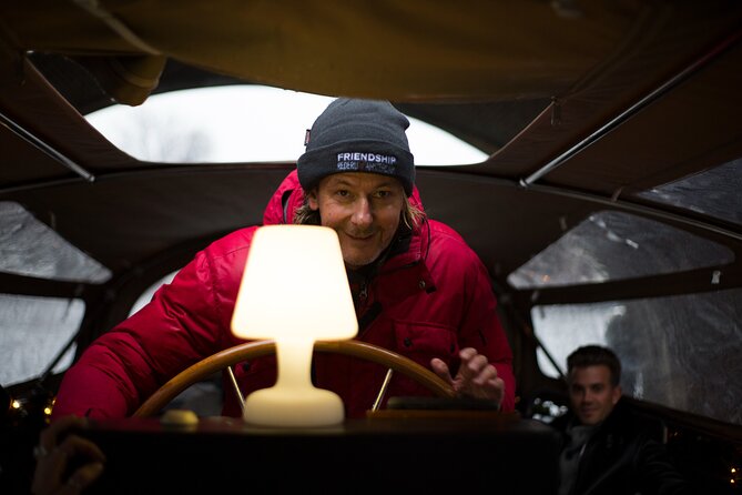 Amsterdam: Luxury Light Festival Cruise Unlimited Drinks Included - Price and value: what $44.05 buys for 1 to 1.5 hours