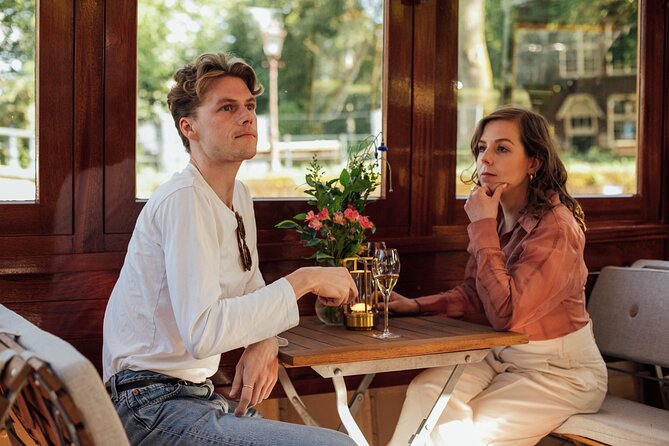 Amsterdam: Luxury Saloon Boat Cruise with Cocktails & Waffle - A 1-hour cruise that feels like more than a snack stop