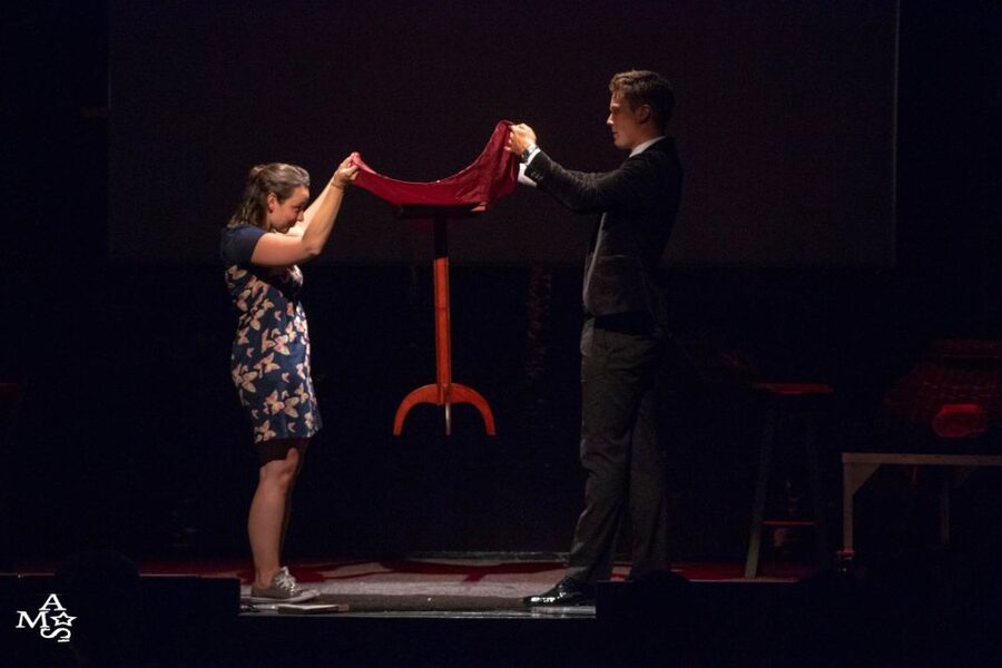Amsterdam: Magic Show - Smart casual and what to wear for an easy, comfortable night