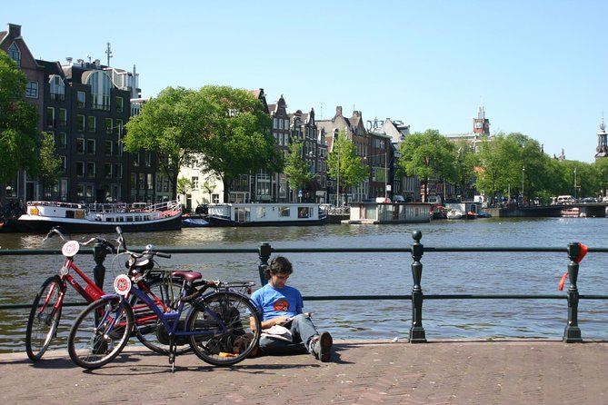 Amsterdam: Multiple-Day Bike Rental - Getting Started at Oosterdoksstraat 106, 1011 DK