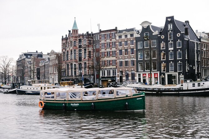 Amsterdam Newest Canal Cruise with local guide and small group - Canal Ring (Grachtengordel) on a small boat: seeing the UNESCO canals up close