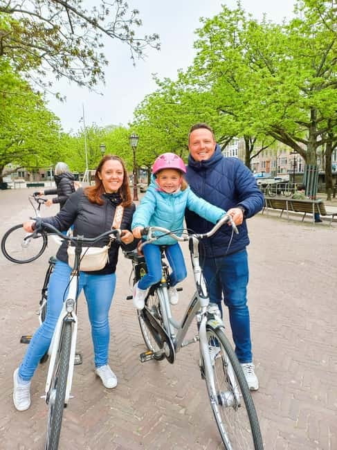 Amsterdam: Off the Beaten Path Bike Tour in French - Key takeaways before you pedal