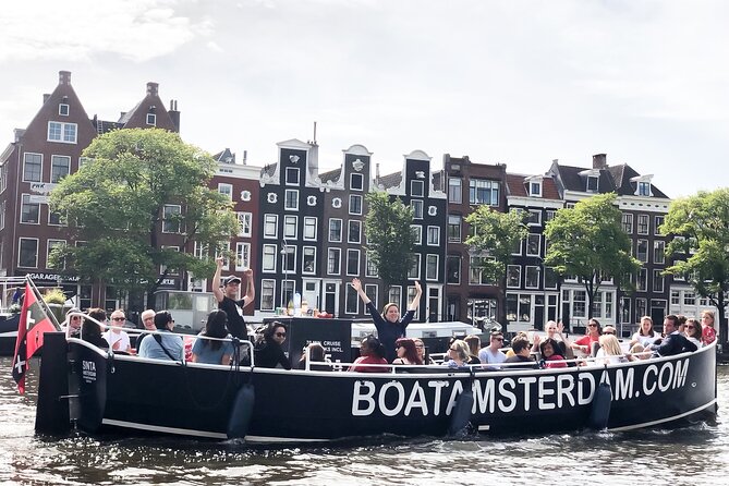 Amsterdam Open Boat Cruise in Old City Centre with Drinks Options - Why an Open Electric Boat Works Better Than You’d Think
