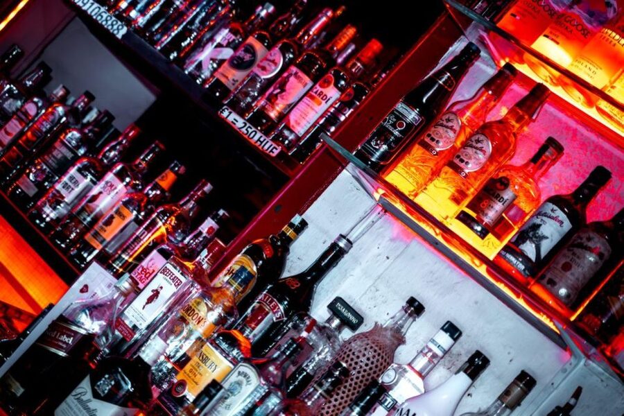 Amsterdam: Original Pub Crawl Party with VIP Entrance - Skip-the-line club entry: what VIP access actually changes