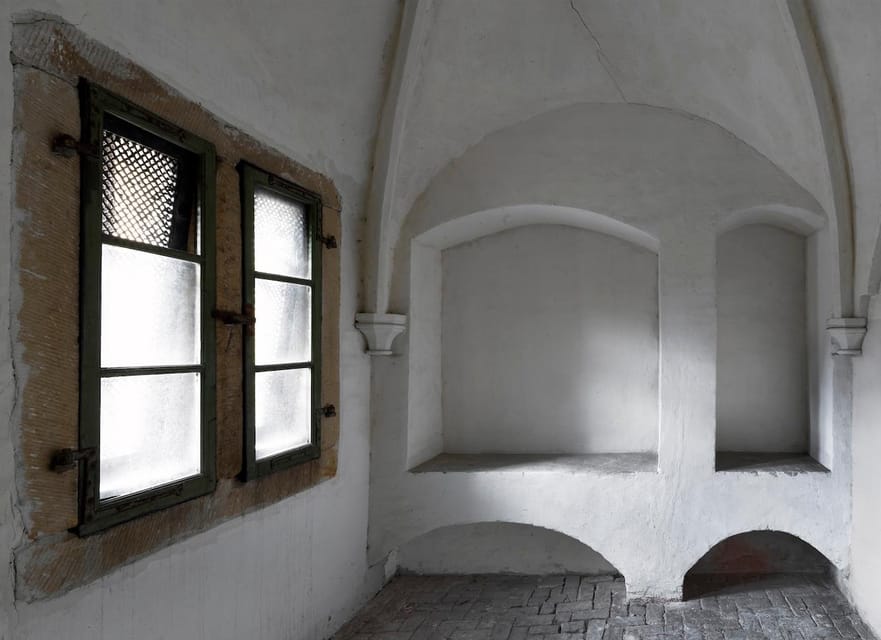 Amsterdam: Oude Kerk Entry Ticket - What’s not included, and how that affects your day