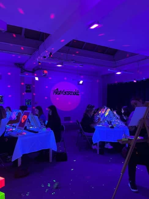 Amsterdam: Paint and Sip in the Dark at Rembrandt van Wine - Cost and value: is $61 worth it?