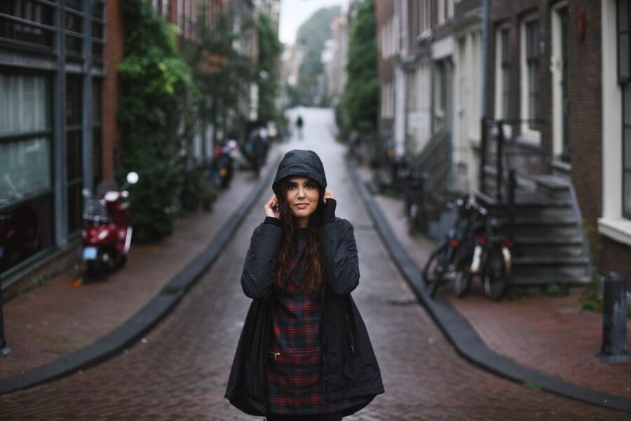 Amsterdam: Personal Travel & Vacation Photographer - How the online gallery works, and why timing matters