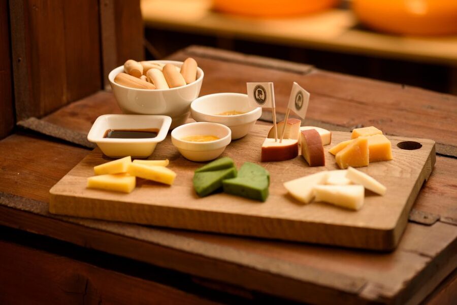 Amsterdam: Premium Henri Willig Cheese Tasting Experience - What You Actually Do in the Henri Willig Cheese Tasting