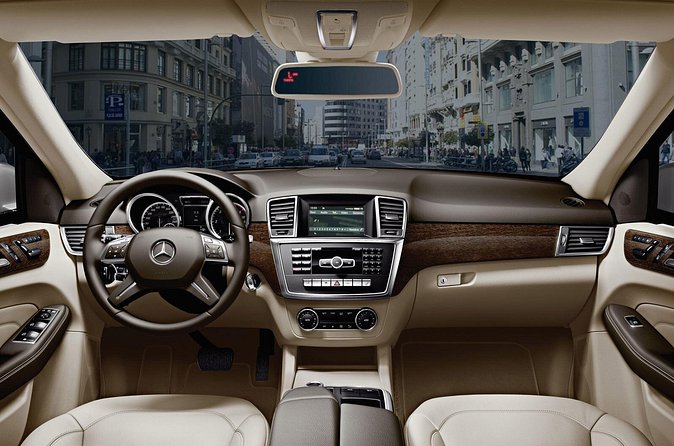 Amsterdam Premium Private Transfer from Amsterdam Airport to City centre - Value and who this transfer is best for