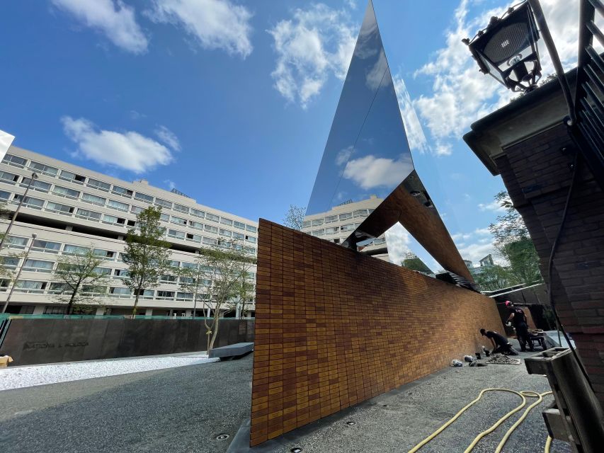 Amsterdam: Private Anne Frank and Jewish History Tour - Westerkerk connection: a short pass with a big narrative payoff