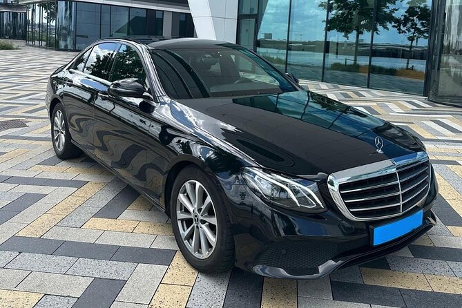 Amsterdam Private Arrival or Departure Transfer - Quick Highlights I’d Plan Around