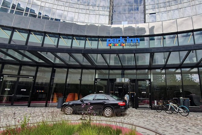 Amsterdam Private Arrival or Departure Transfer - What the 30 to 40 Minute Ride Is Like in Real Life