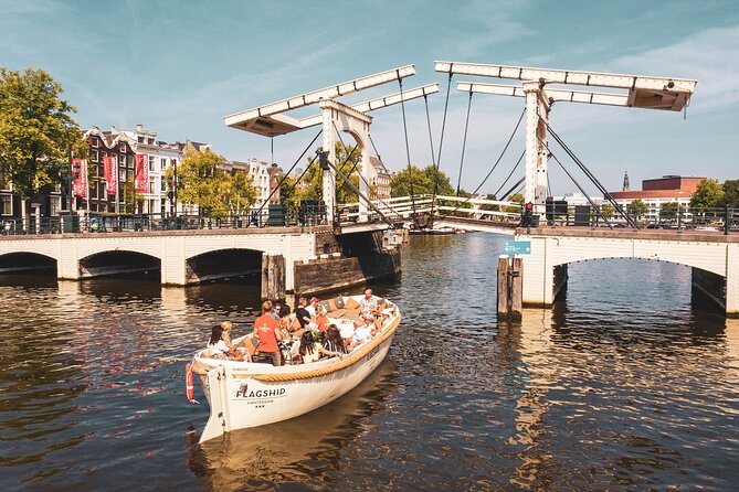 Amsterdam Private Boat Tour with Unlimited Drinks - Starting at Oosterdokskade 8, close to Central Station