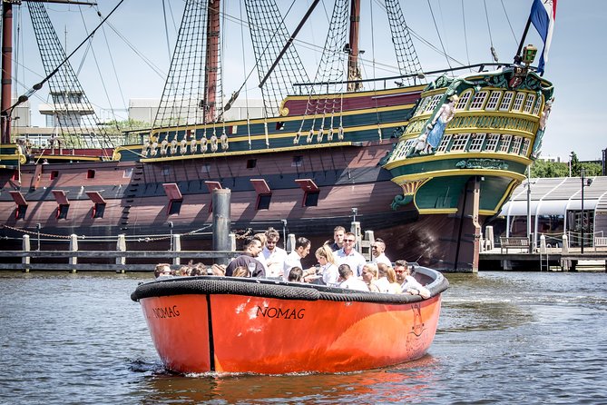 Amsterdam Private Boat Trip With Skipper, Burger and Beers - Dinner Cruise on Water: How the Hamburgers and Beer Fit In