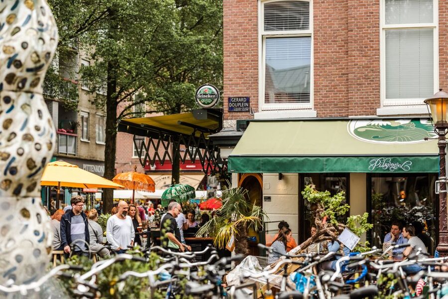Amsterdam: Private Cheese and Beer Tour - Old Amsterdam Cheese Store: browse souvenirs, learn without a lecture