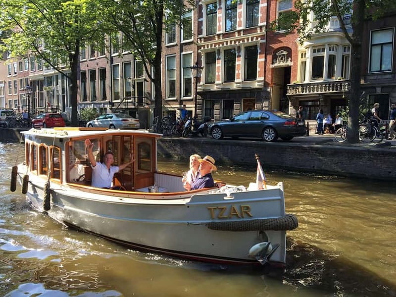 Amsterdam: Private Dinner Cruise on a Luxury Saloon Boat - So, should you book the private Amsterdam dinner cruise?