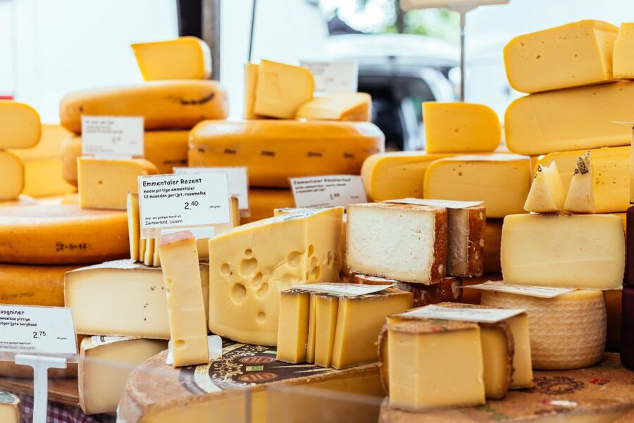 Amsterdam: Private Food Tour with a Local - Where the tour starts to feel like Amsterdam