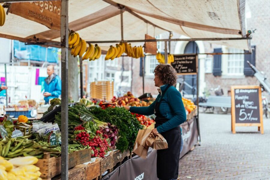 Amsterdam: Private Food Tour with a Local - Dutch classics you will actually want again
