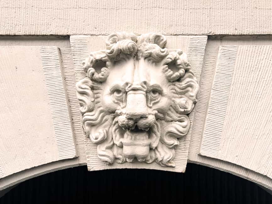 Amsterdam: Private Golden Age Architecture Walking Tour - Jordaan on your route, gable stones and working class contrasts