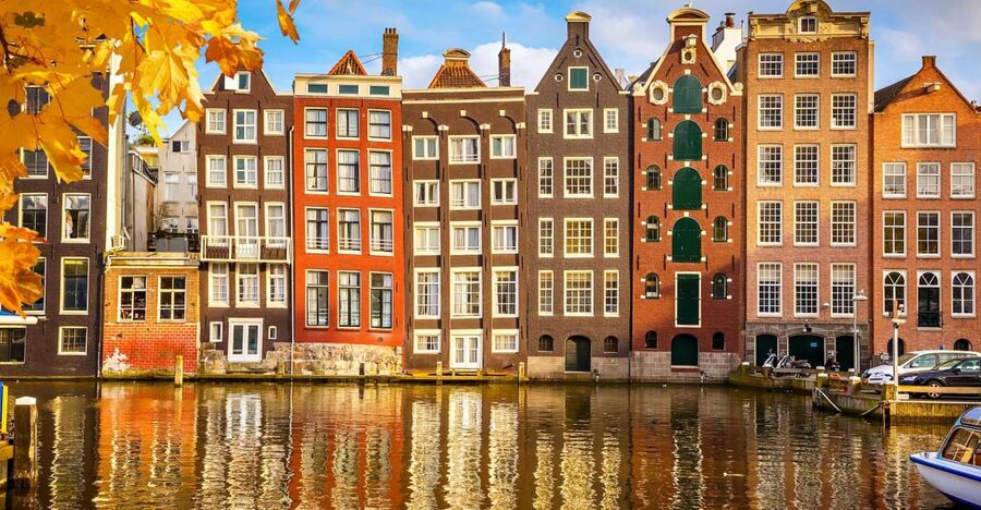 Amsterdam: Private Guided Walking Tour - Who this tour suits best (and who might want a different option)