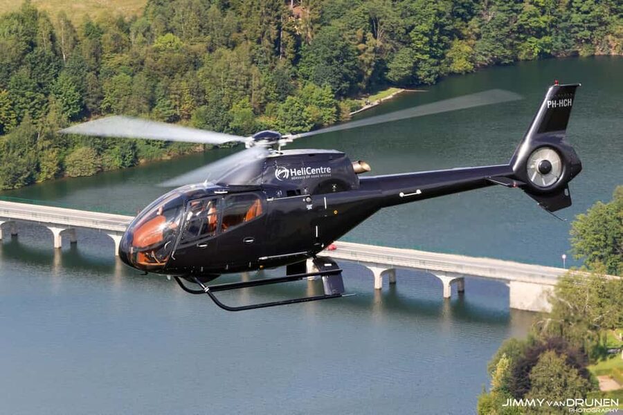 Amsterdam: Private Helicopter Tulip tour from Heliport AMS - Private group comfort, and why pilot skill matters