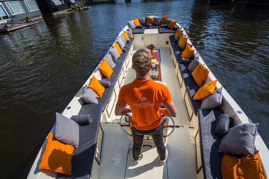 Amsterdam: Private Prosecco Canal Cruise Tour - Prosecco on board: what’s included and how to plan your sip pace